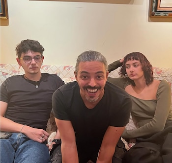 Juana González Posse, junto a