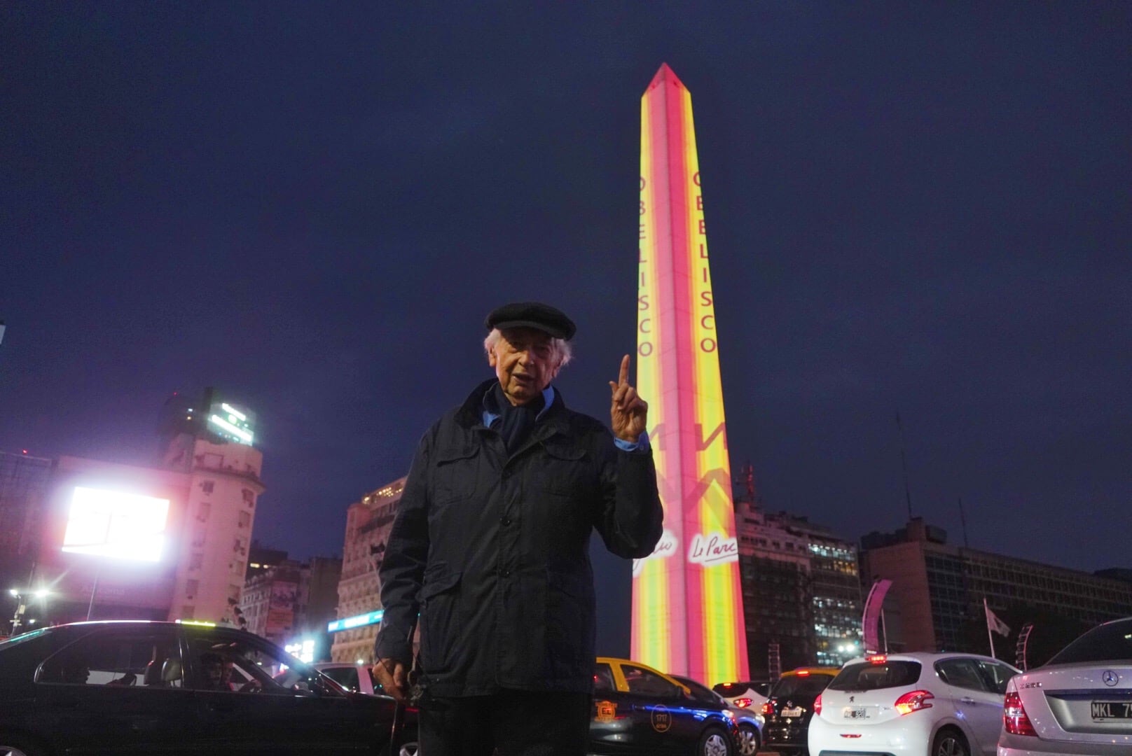 En 2019, en el marco de La Noche de los Museos, Le Parc convirtió el Obelisco de Buenos Aires en un lienzo de luz: proyectó una treintena de sus obras sobre el monumento mediante la técnica de mapping