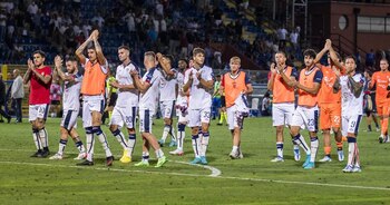 Con Lapadula, Cagliari empató ante