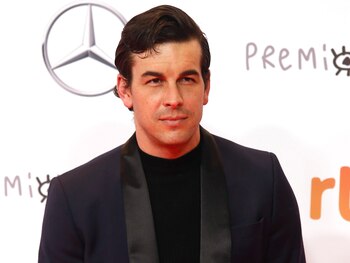 16/01/2021 Mario Casas recibe su