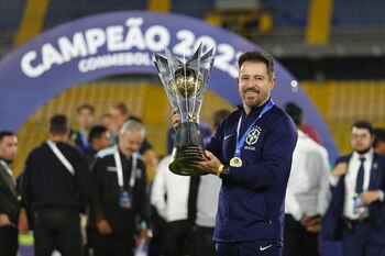 Ramón Menezes quedará a cargo