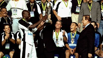 Corinthians festejó en el certamen