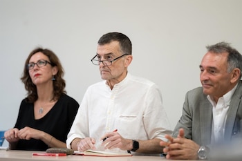 22/07/2024 (I-D) La responsable de Organización de IU, Eva García Sempere; el coordinador federal de Izquierda Unida, Antonio Maíllo y el portavoz parlamentario de IU y diputado de Sumar, Enrique Santiago, durante una reunión, en la sede del sindicato, a 22 de julio, en Madrid (España). Esta cita es la primera que mantiene la nueva cúpula del partido de izquierdas con CCOO desde que se formó la nueva dirección federal.
POLITICA
Diego Radamés - Europa Press