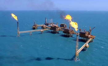 Se invstigación si el yacimiento de Cantarell tiene una emanación de manera natural o hay falla en el sistema de Pemex (Undated photo courtesy of Petroleos Mexicanos/MCT)