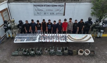 Elementos del Ejército y de la SSP de Sinaloa detuvieron a 11 presuntos integrantes de Los Chapitos en Escuinapa. (Cortesía)