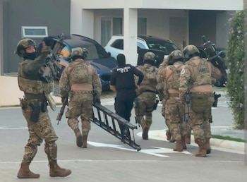 El operativo del OIJ movilizó a 1,500 agentes y ejecutó 146 allanamientos en Costa Rica, con foco principal en el cantón Central de Limón./ (Policías de Costa Rica 2.0)