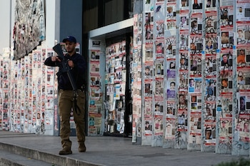 El Plan Estratégico de la Fiscalía General de la República incluye atención prioritaria al delito de desaparición de personas. (AP Foto/Marco Ugarte, Archivo)