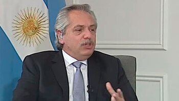 Alberto Fernández durante la entrevista