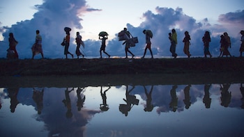 MSF ve "inviable" el traslado de unos 1.500 refugiados birmanos, entre ellos rohingyas, desde Malasia