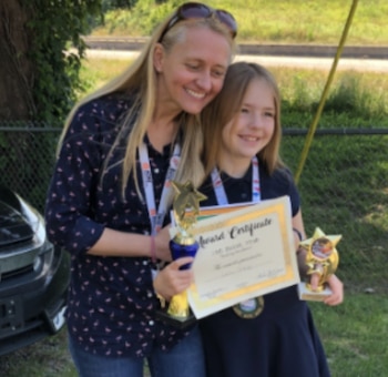 Ashley con su hija Carly