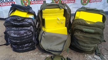 PNP incauta 79 kilos de cocaína, un arma y municiones en Ayacucho durante operativo que causó pérdidas de más de S/317 mil al narcotráfico