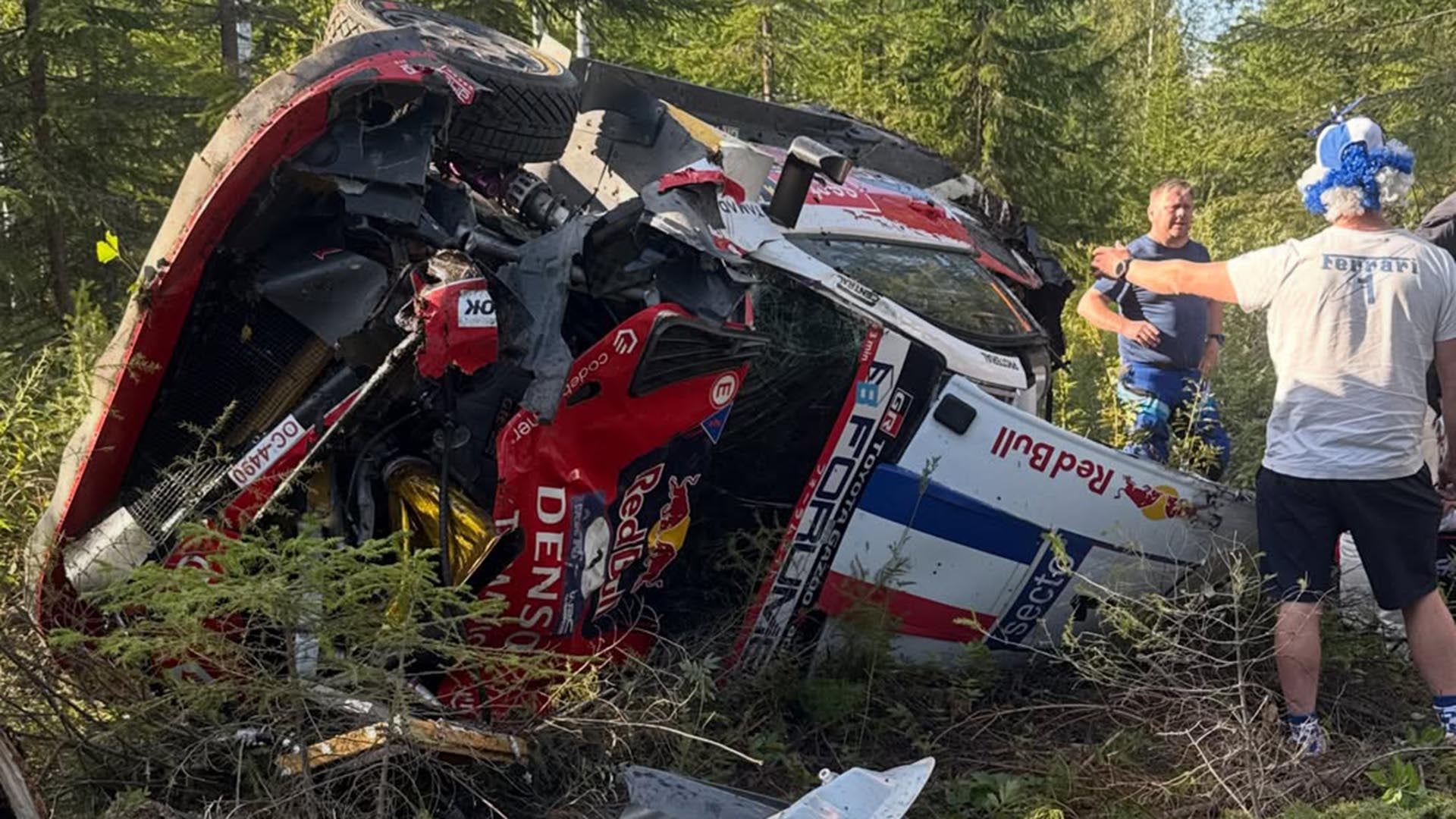 Impactantes vuelcos y autos por el aire: los cinco accidentes durante el rally en Finlandia que dan la vuelta al mundo