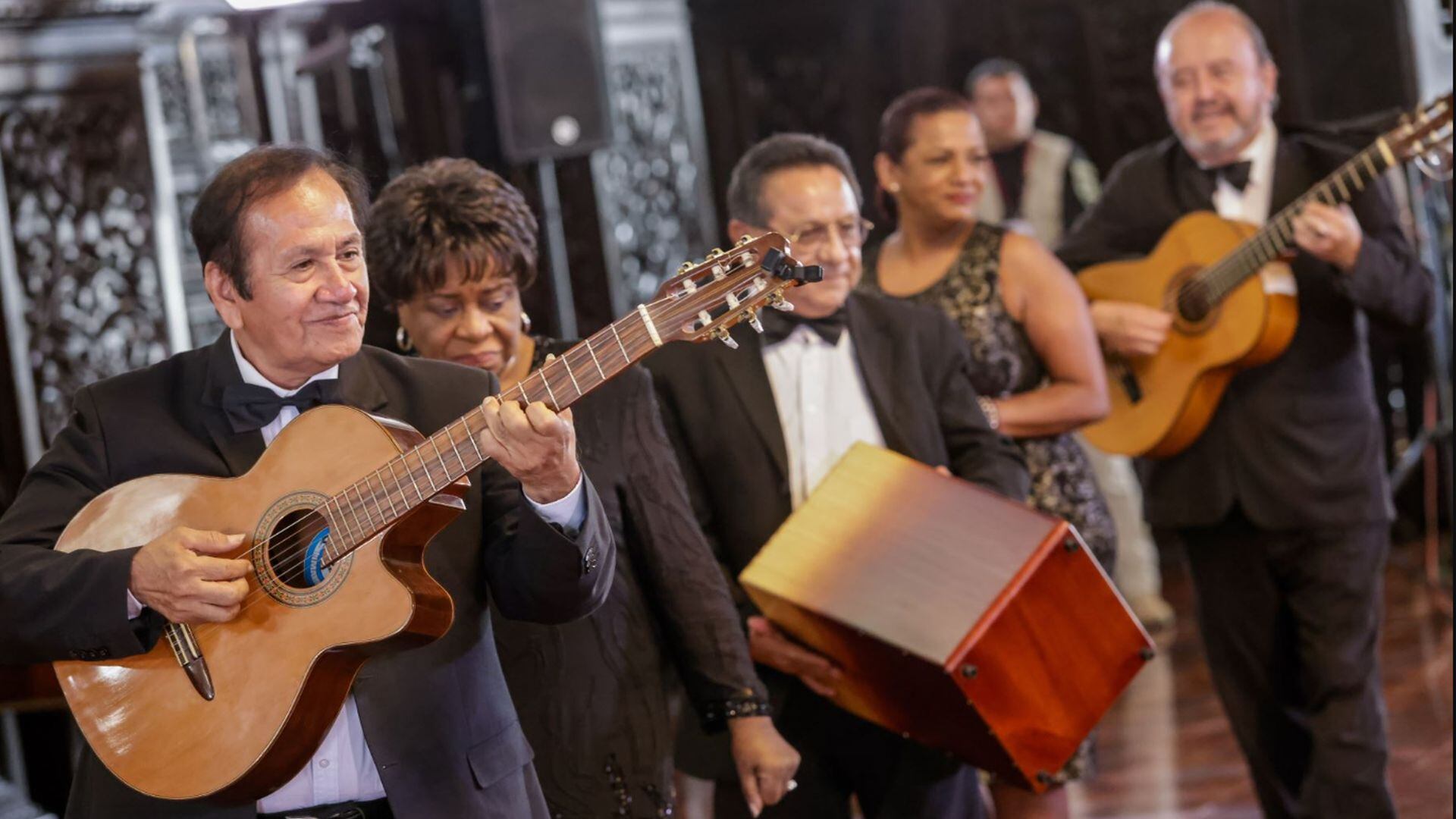 Este 18 de octubre, se recuerda el establecimiento del Día de la Canción Criolla, que celebra la música y la cultura afroperuana, coincidiendo con importantes festividades religiosas en el país. (Andina)