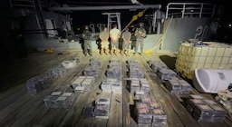 Interceptan en altamar a dos colombianos y un venezolano cargados con 595 paquetes de posible cocaína en República Dominicana