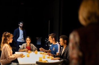 'Tan solo el fin del mundo', dirigida por Israel Elejalde y protagonizada por Irene Arcos, Yune Nogueiras, Raúl Prieto, María Pujalte y Eneko Sagardoy