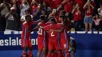 La selección de Panamá cierra
