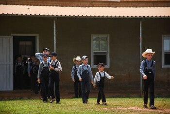 Un grupo de menonitas en