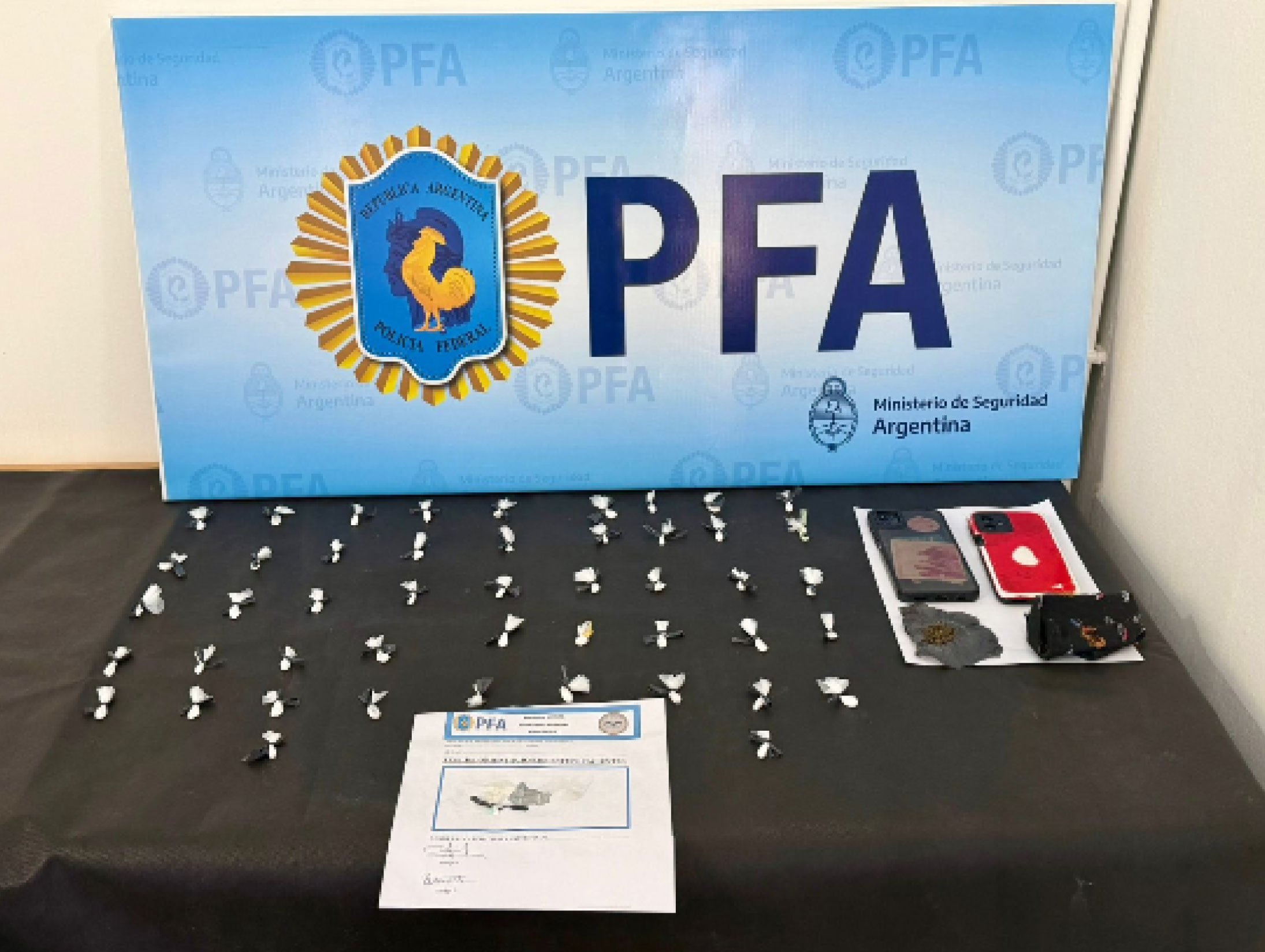 En el operativo secuestraron 60 envoltorios de cocaína