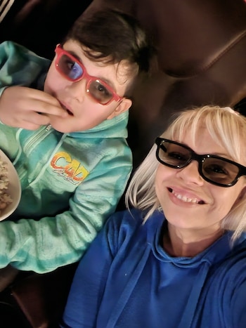 Madre e hijo se registraron