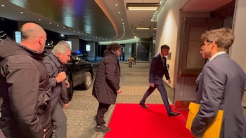 El presidente Javier Milei llevaba