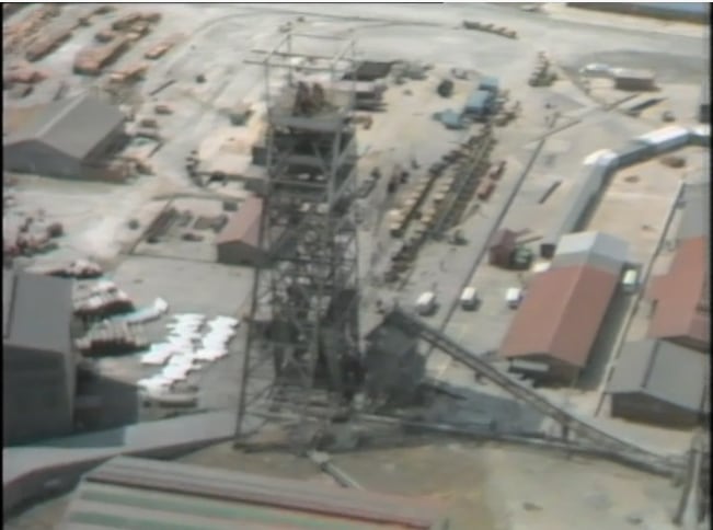 Estructura de extracción en el Pozo N° 2, el epicentro del desastre minero provocado por el incendio