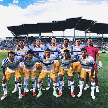 (Foto: Twitter / @SJEarthquakes)