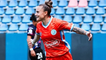Fue mamá, dejó el fútbol profesional durante 7 años y volvió para firmar una página histórica en la Copa Libertadores femenina