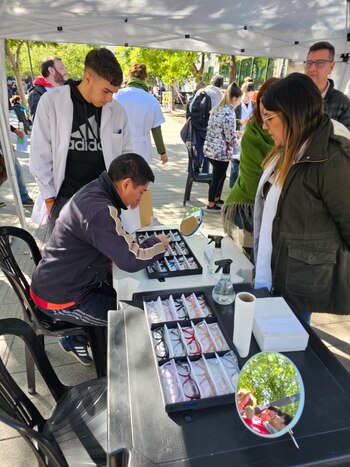 También alumnos y docentes asistieron