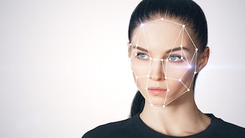 Brasil amplía el uso de reconocimiento facial en aeropuertos y fronteras para identificar personas