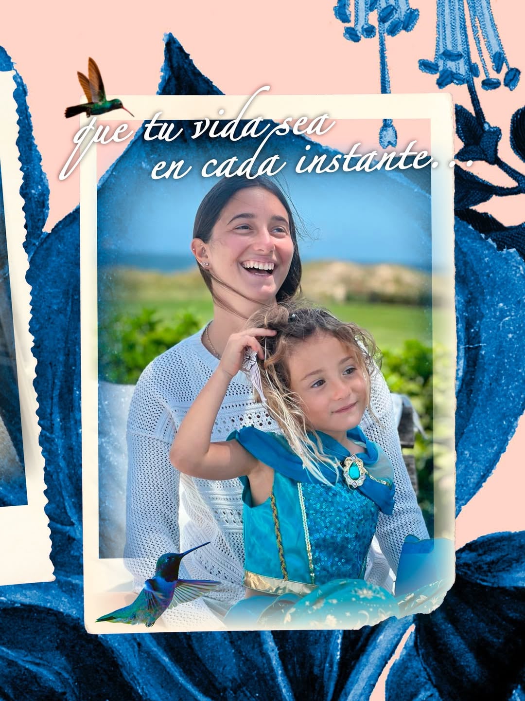 Azul con la pequeña Mila, su prima, quien falleció en julio pasado