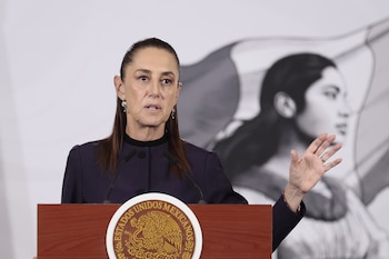 Claudia Sheinbaum llamó a garantizar la libertad de expresión y manifestación en Chihuahua tras las denuncias de Morena sobre presuntos bloqueos durante sus movilizaciones. EFE/José Méndez