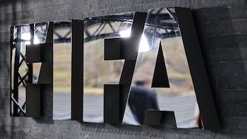 La FIFA registró 78.742 traspasos