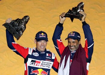 Mathieu Baumel junto a Nasser