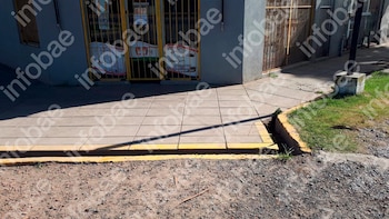 Una mujer cayó en la vereda, se fracturó una pierna y la Justicia condenó al municipio a pagarle casi $19 millones