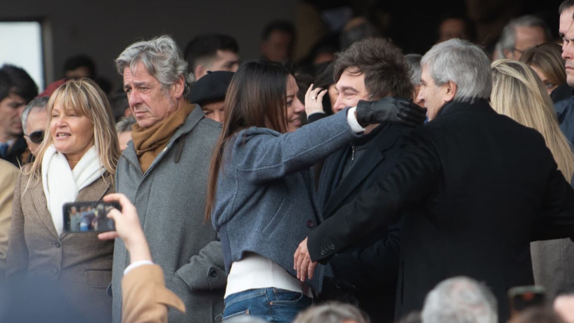 Pettovello y un abrazo al Presidente (Jaime Olivos)