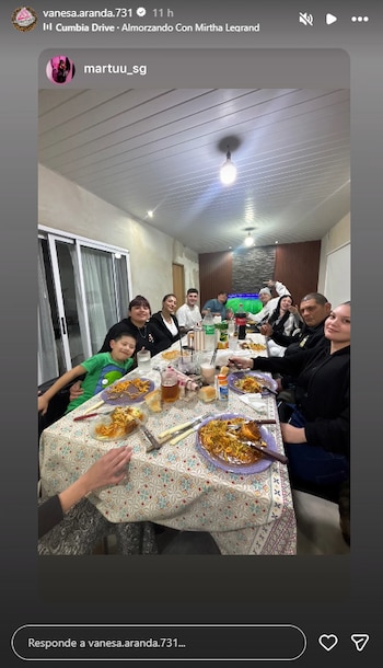La Joaqui y Tiago PZK juntos en la mesa familiar