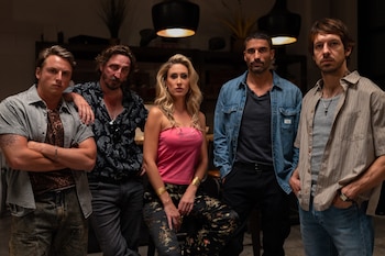 El reparto de la serie 'El inmortal', en su última temporada.