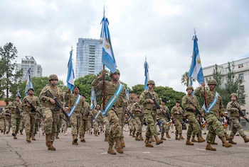 El ajuste presupuestario impacta de lleno en el Plan ARMA, agravando la crisis de las Fuerzas Armadas argentinas (Guille Llamos)