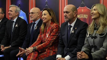 La RFEF visita las obras del Ibercaja Romareda de cara al Mundial de 2030