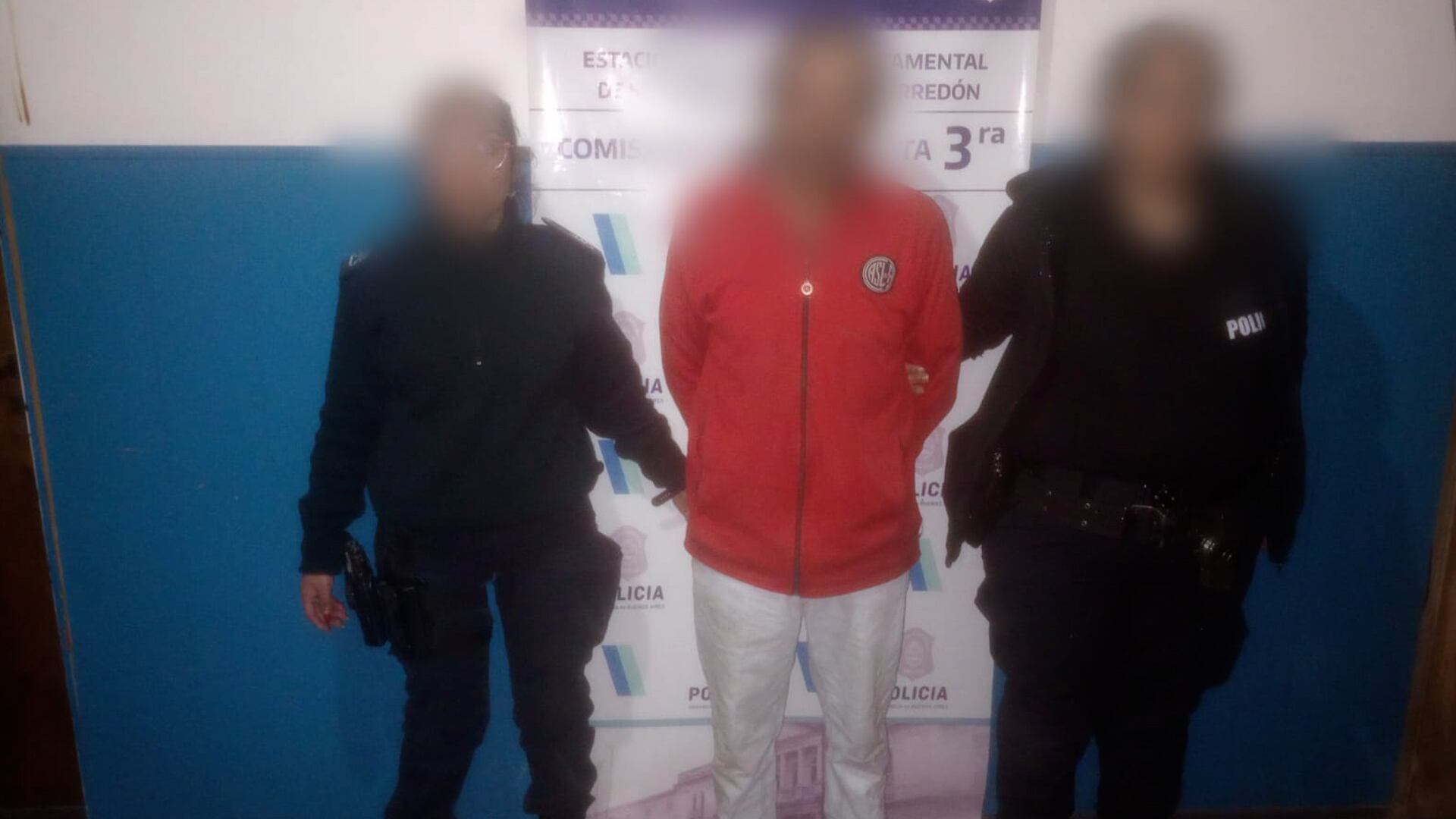 El hombre fue detenido y trasladado al Palacio de Tribunales
