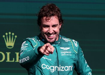 Alonso en el podio de