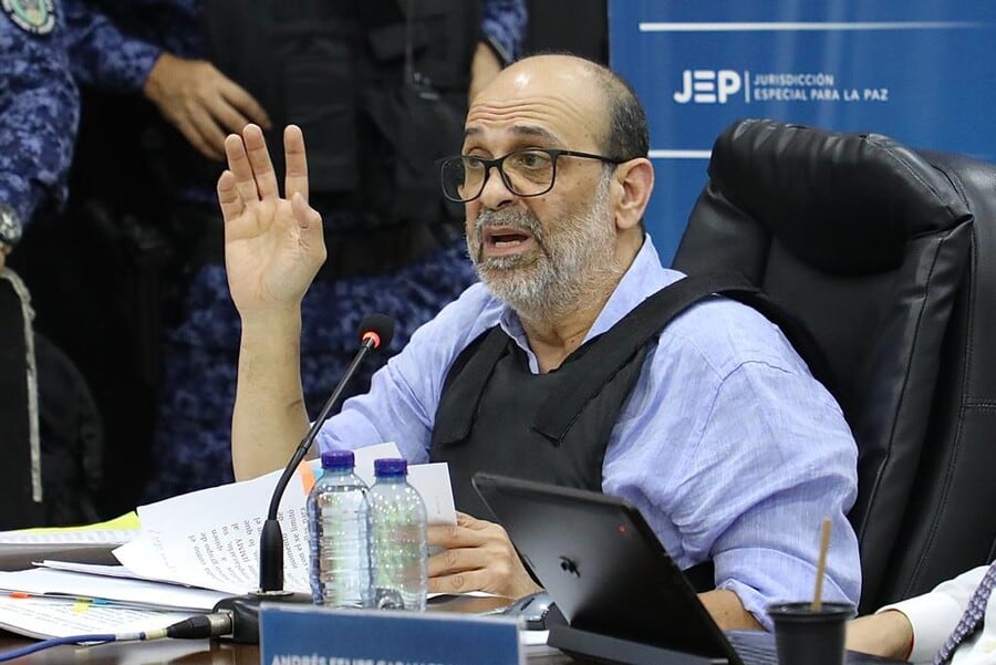 Jorge Rodrigo Tovar Pupo, alias Jorge 40, en comparecencia ante la JEP - crédito Jurisdicción Especial para la Paz