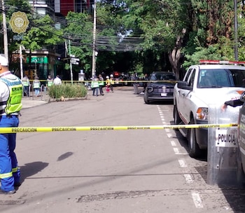 La violencia ha modificado la vida nocturna de Culiacán y reducido drásticamente el padrón sanitario de trabajadoras sexuales.