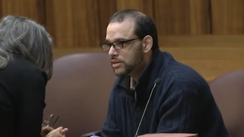La jueza aparta definitivamente a un miembro del jurado del proceso de sentencia contra el cubano Alberto Sierra
