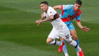 Facundo Cardozo (Platense) y Lionel