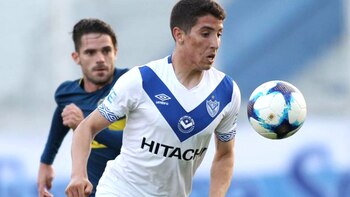 Cáseres, en Vélez, jugando contra