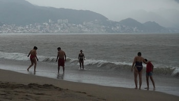 Tormenta tropical Vance pierde fuerza frente a Colima: prevén lluvias muy fuertes en Jalisco para esta tarde