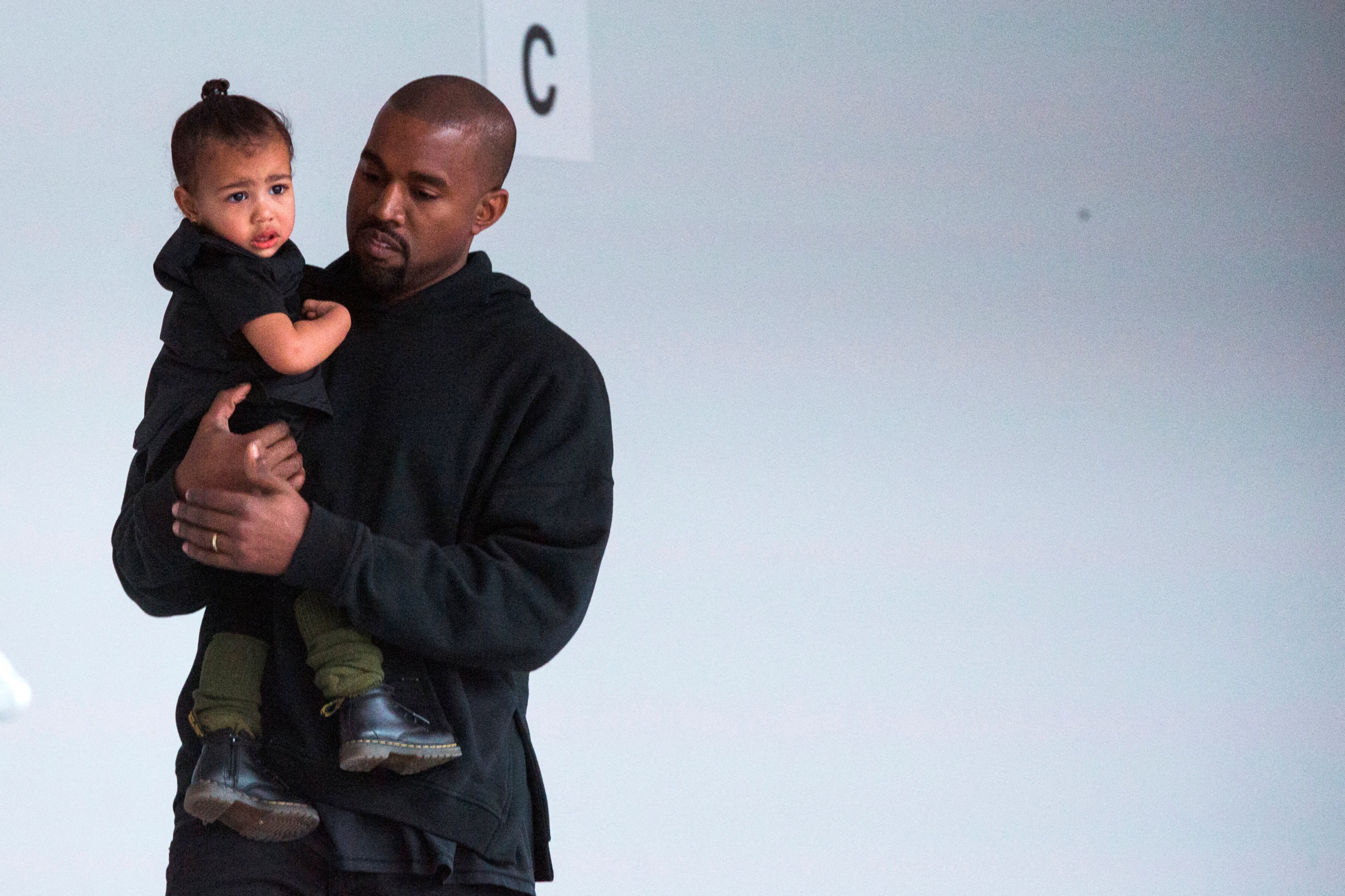 “Ha sido tan lindo verla florecer”, dijo la empresaria sobre su primera hija, fruto de su pasado matrimonio con Kanye West (REUTERS/Lucas Jackson)