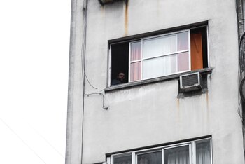 Gente en balcones - Coronavirus - Cuarentena