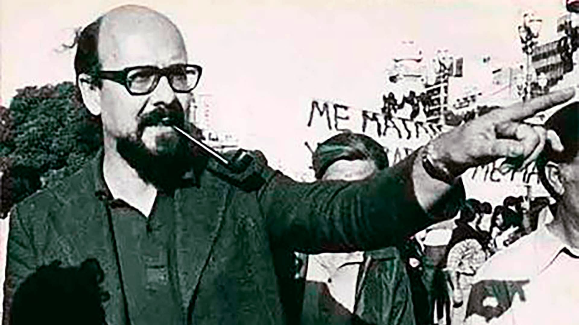 Rodolfo Ortega Peña fue asesinado a balazos el 31 de julio de 1974 en una emboscada en el centro de Buenos Aires